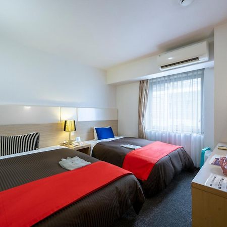 Hotel 1-2-3 Такасаки Екстериор снимка