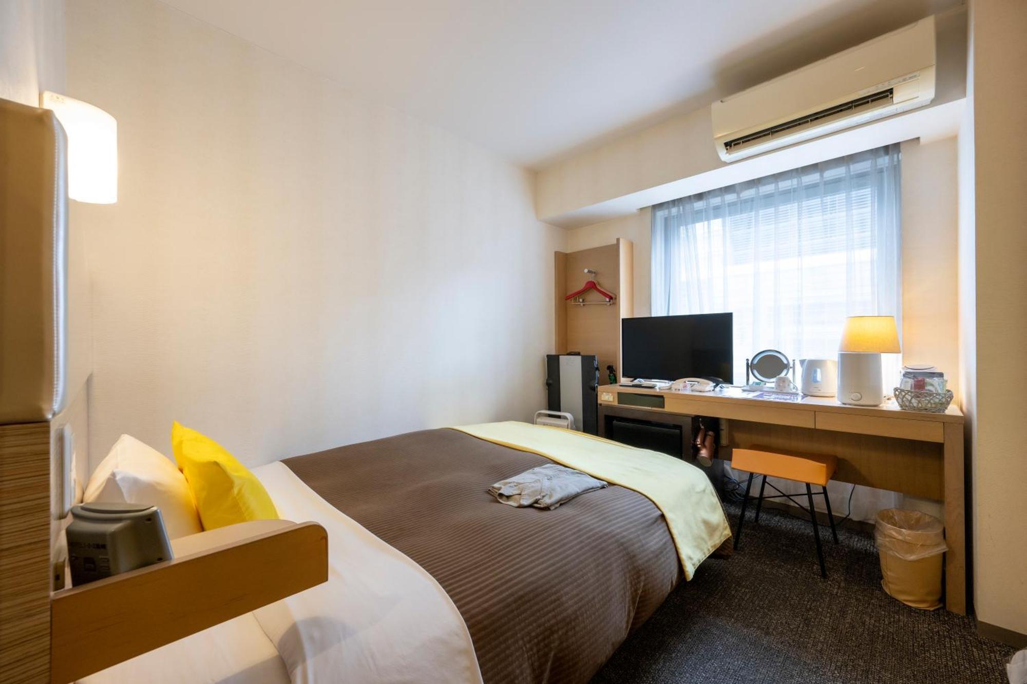 Hotel 1-2-3 Такасаки Екстериор снимка